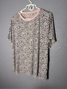 Women's Pink Spotted Short-Sleeve Top